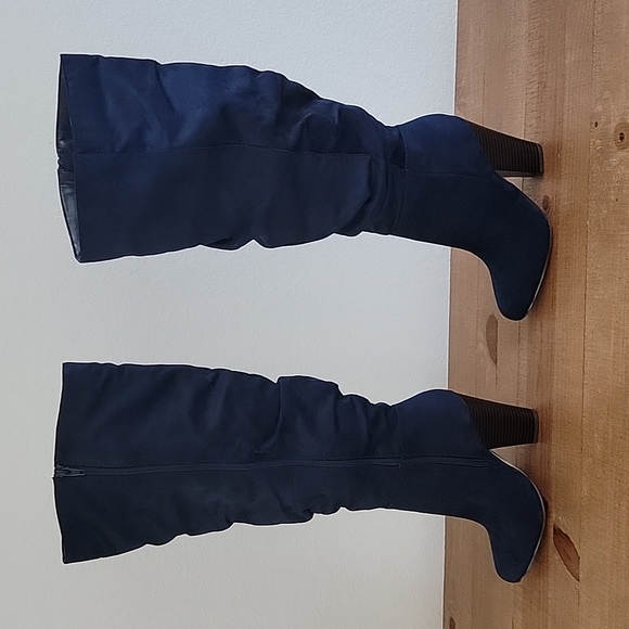 JustFab - Karlana navy boots, wide width size 7. - Picture 2 of 10